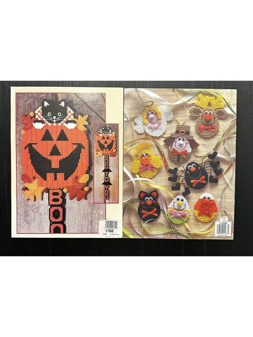 Leisure Arts Holiday Plastic Canvas Instruction Booklets Lot Of 2 VGC